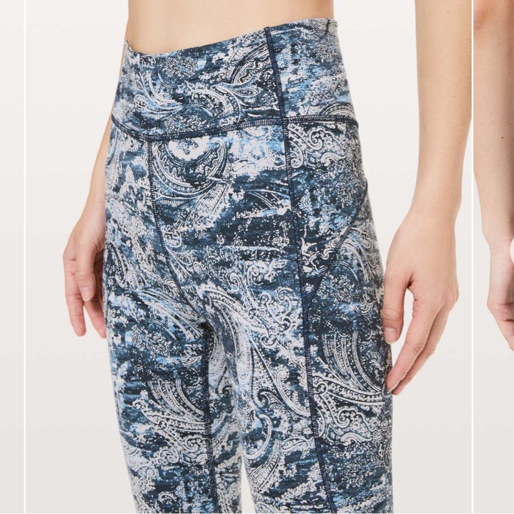 Lululemon Athletica in movement high rise tight Paisley Glaze Multi 25” *everlux